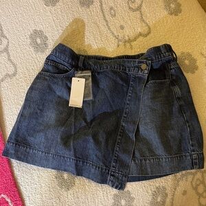 Uniqlo NWT Denim Skort